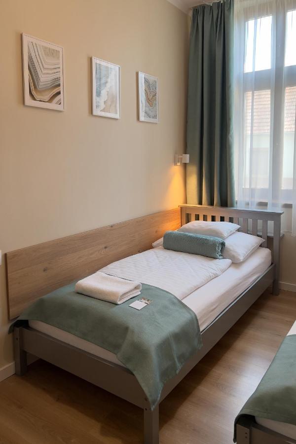 Anova Apartman Gyula Exterior photo
